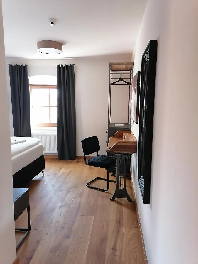 Hotelgasthof Kirchenwirt Schierling